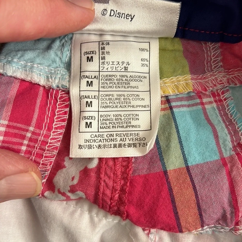 Walt Disney World ladies shorts - Picture 5 of 5
